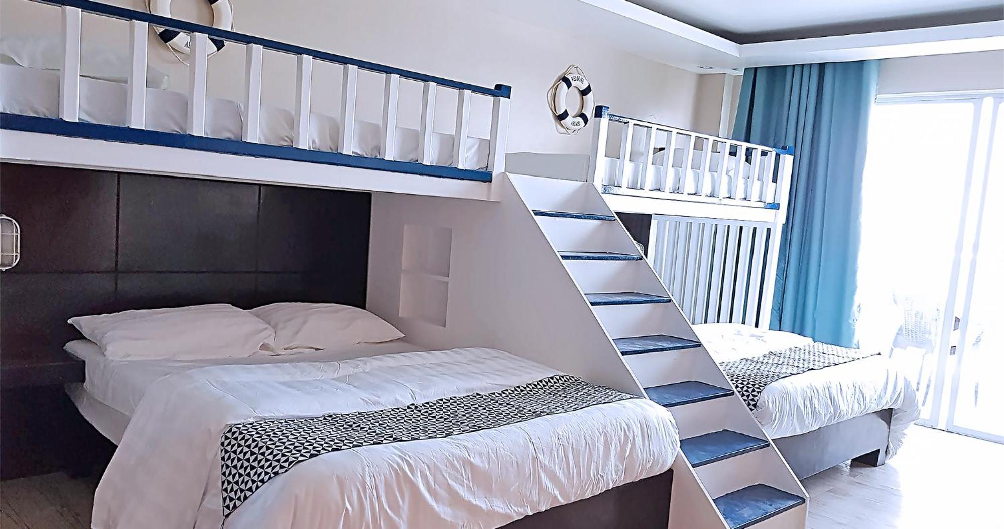 Casa Almarenzo Bed & Breakfast Bolinao Zewnętrze zdjęcie