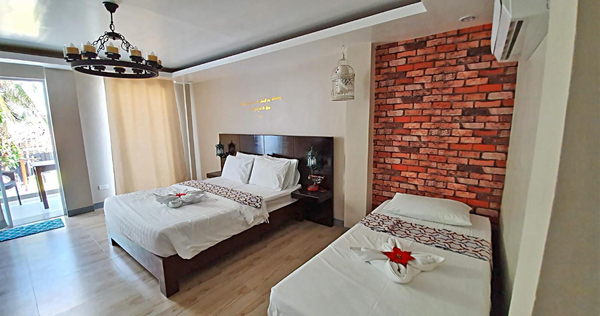 Casa Almarenzo Bed & Breakfast Bolinao Zewnętrze zdjęcie