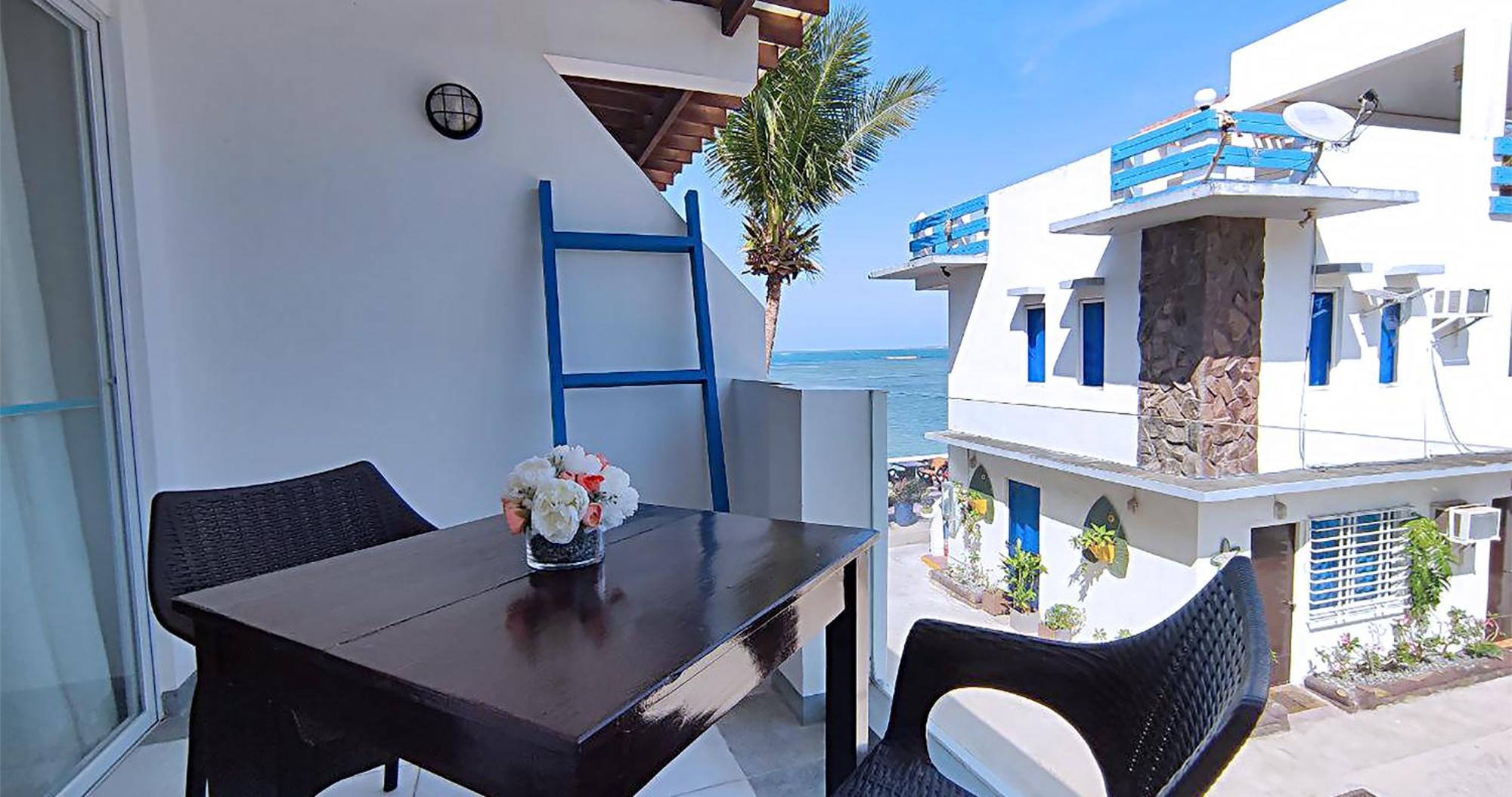 Casa Almarenzo Bed & Breakfast Bolinao Zewnętrze zdjęcie