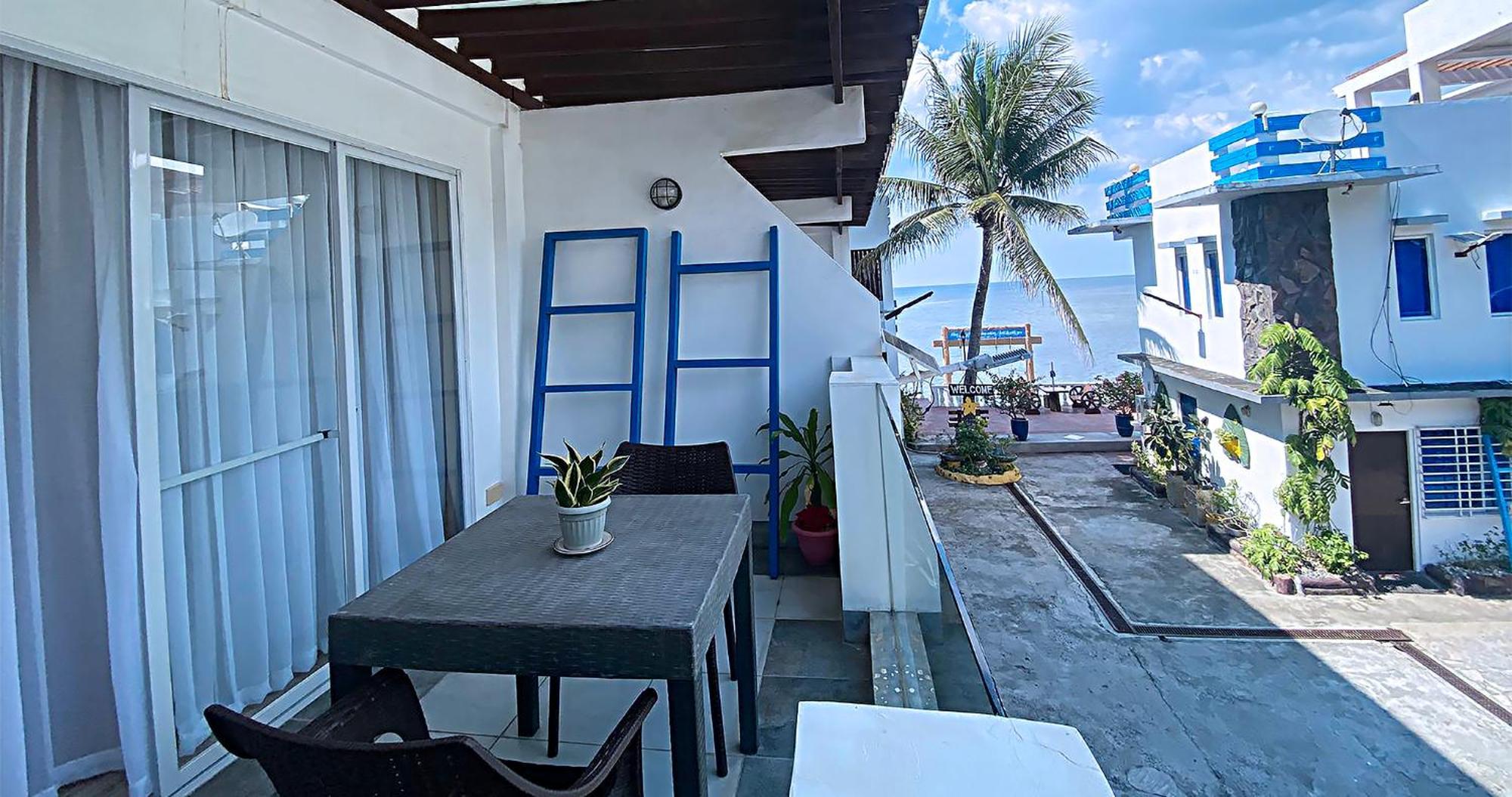 Casa Almarenzo Bed & Breakfast Bolinao Zewnętrze zdjęcie