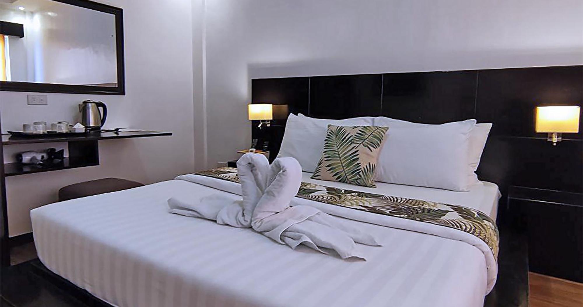 Casa Almarenzo Bed & Breakfast Bolinao Zewnętrze zdjęcie